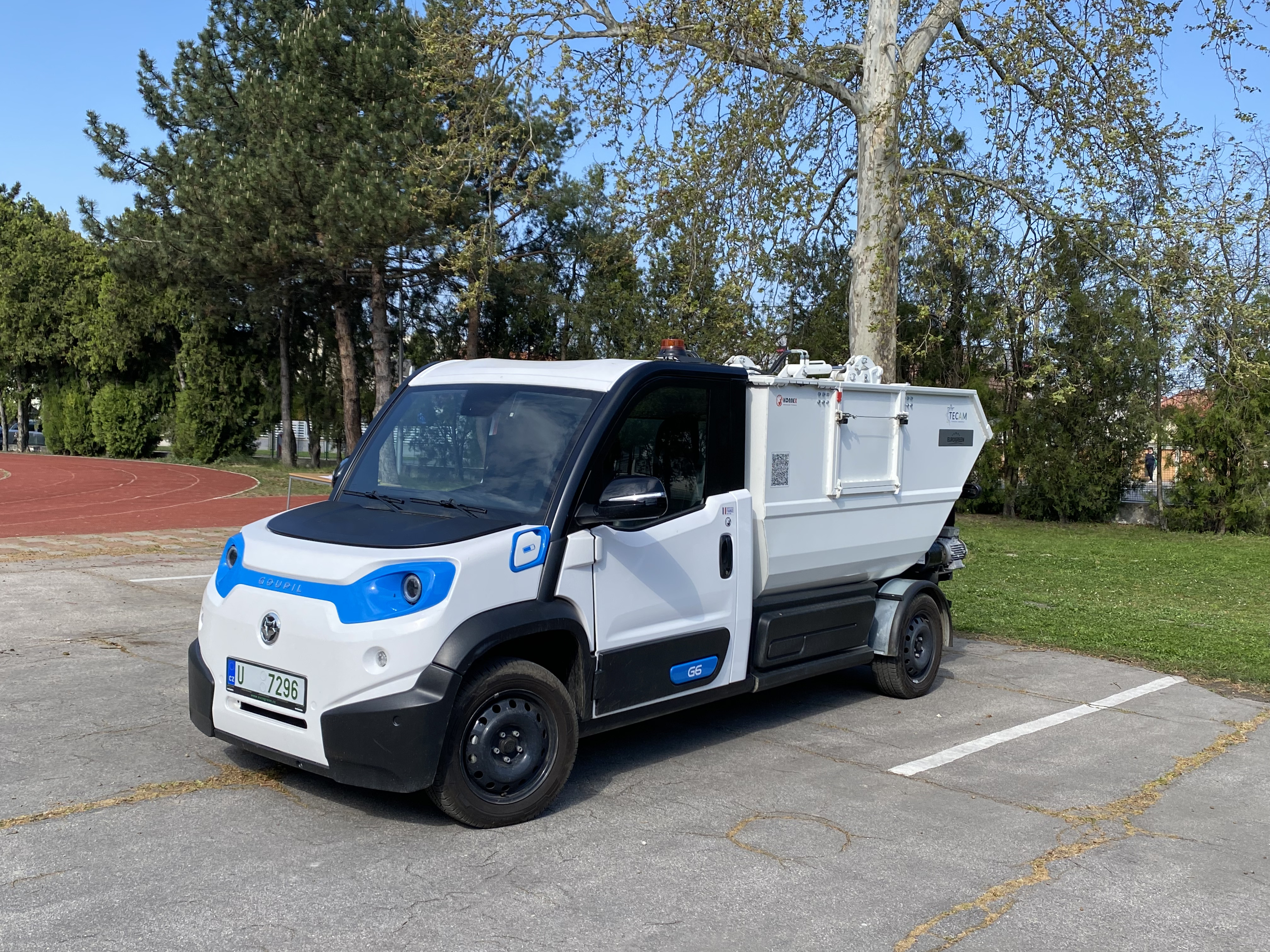 Elektromobilita na dosah: Goupil G6 zaujal žiakov v Galante3